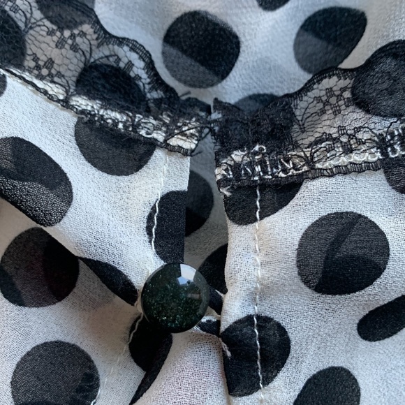 🍀 $10 3/$25! American Rag silky poly georgette sheer polka dot lace top S - Picture 7 of 8